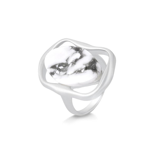 ANEL FOLHEADO A PRATA