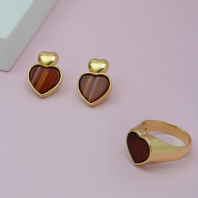 Anel Possebon Folheado a Ouro - Pedra Natural Ágata Vermelha