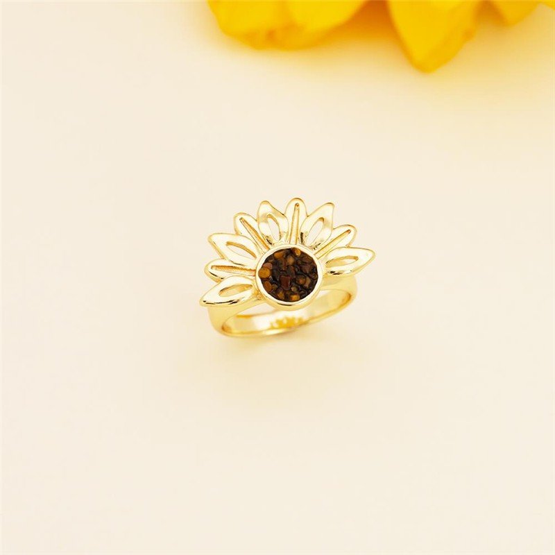 ANEL FOLHEADO A OURO