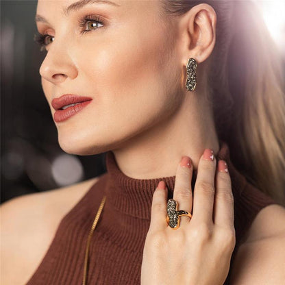 Anel Possebon Folheado a Ouro - Pedra Natural