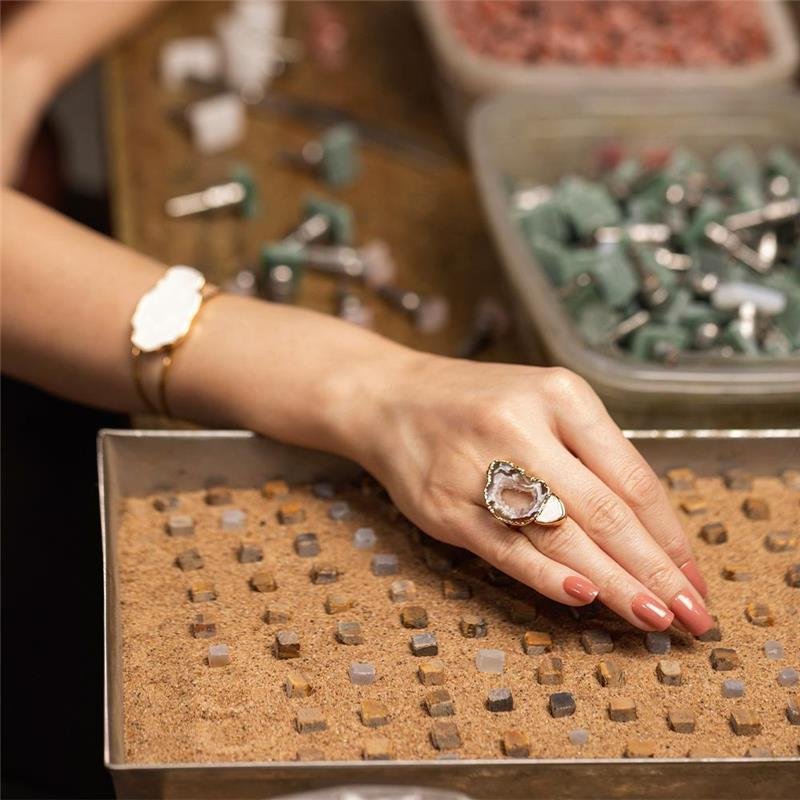 ANEL FOLHEADO A OURO