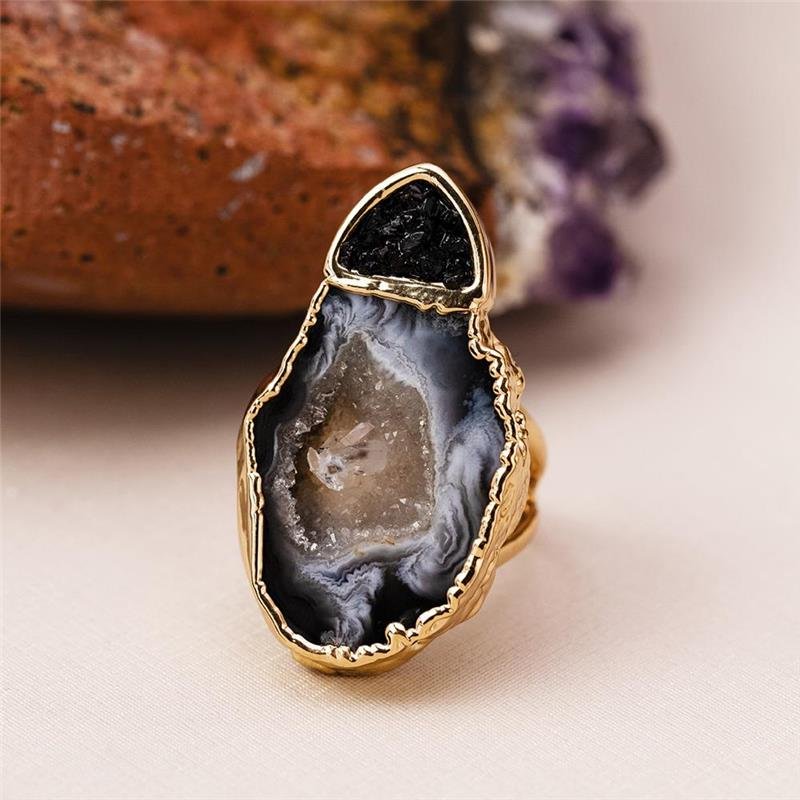 Anel Possebon Folheado a Ouro - Pedra Natural