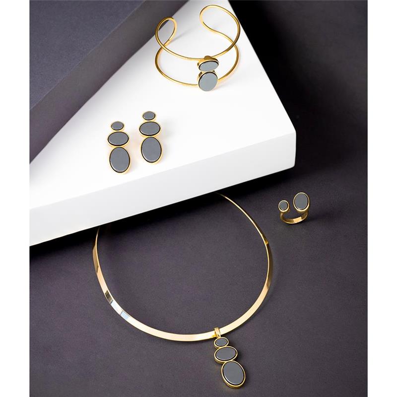 ANEL FOLHEADO A OURO