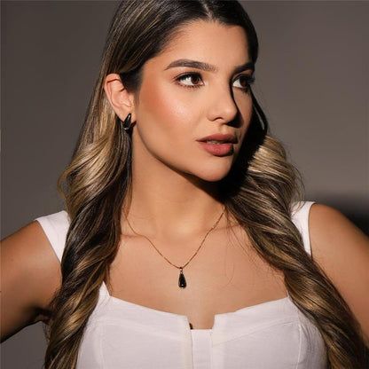 Brinco Brilhato Pedras Naturais Brasileiras — Folheado a Ouro