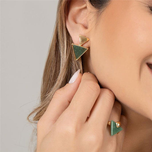 Brinco Brilhato Pedras Naturais Brasileiras — Folheado a Ouro