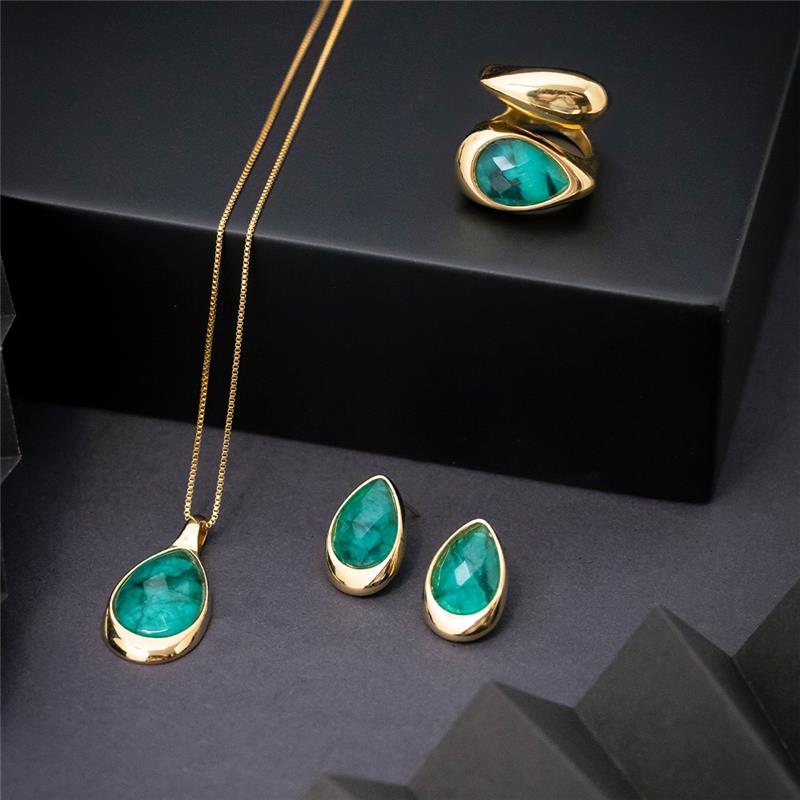 BRINCO FOLHEADO A OURO