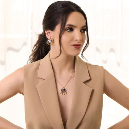 BRINCO FOLHEADO A OURO