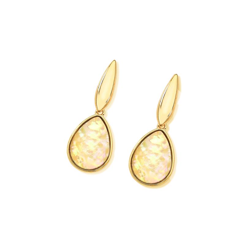 Brinco folheado a ouro com Opala do Mar - Nautilus — Coleção Conchas