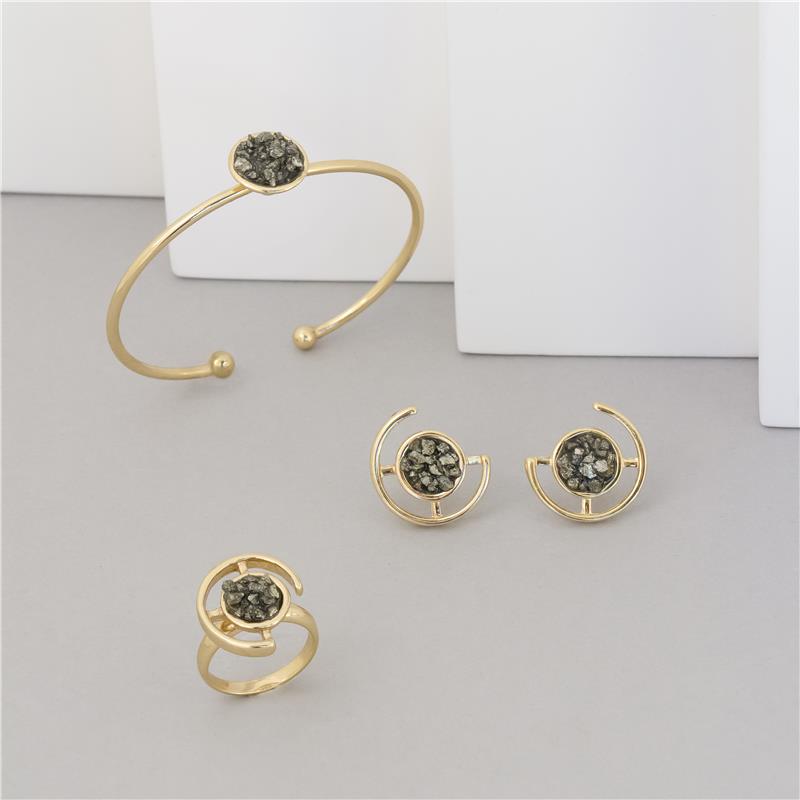 BRINCO FOLHEADO A OURO