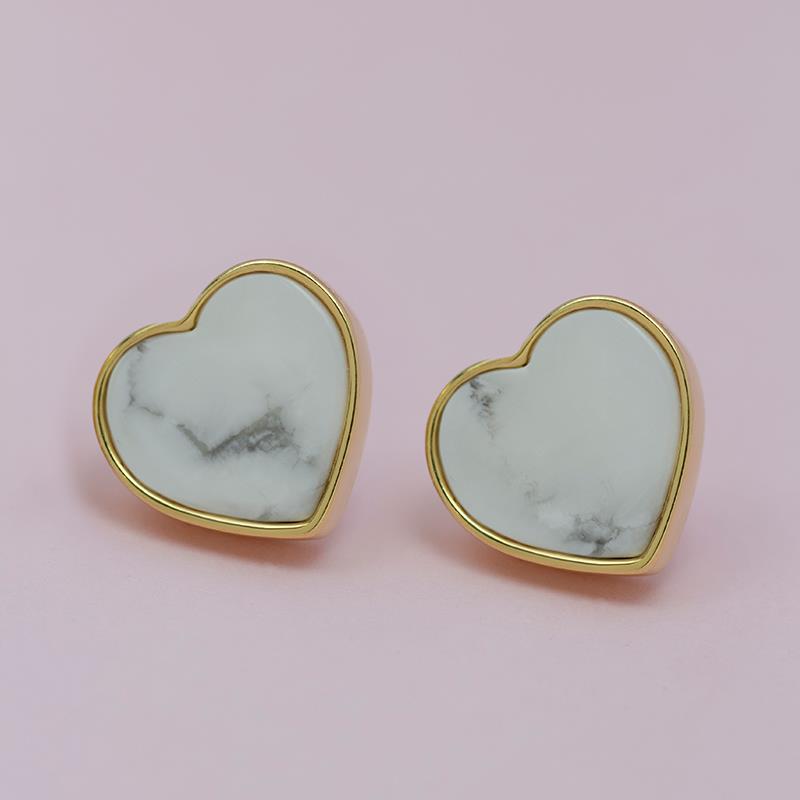 BRINCO FOLHEADO A OURO