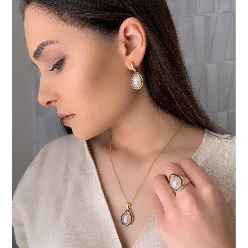 BRINCO FOLHEADO A OURO E RÓDIO NEGRO COM EFEITO PEROLADO