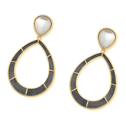 BRINCO FOLHEADO A OURO E RÓDIO NEGRO