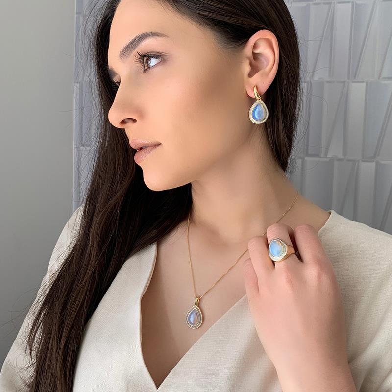 BRINCO FOLHEADO A OURO E RÓDIO BRANCO COM EFEITO PEROLADO