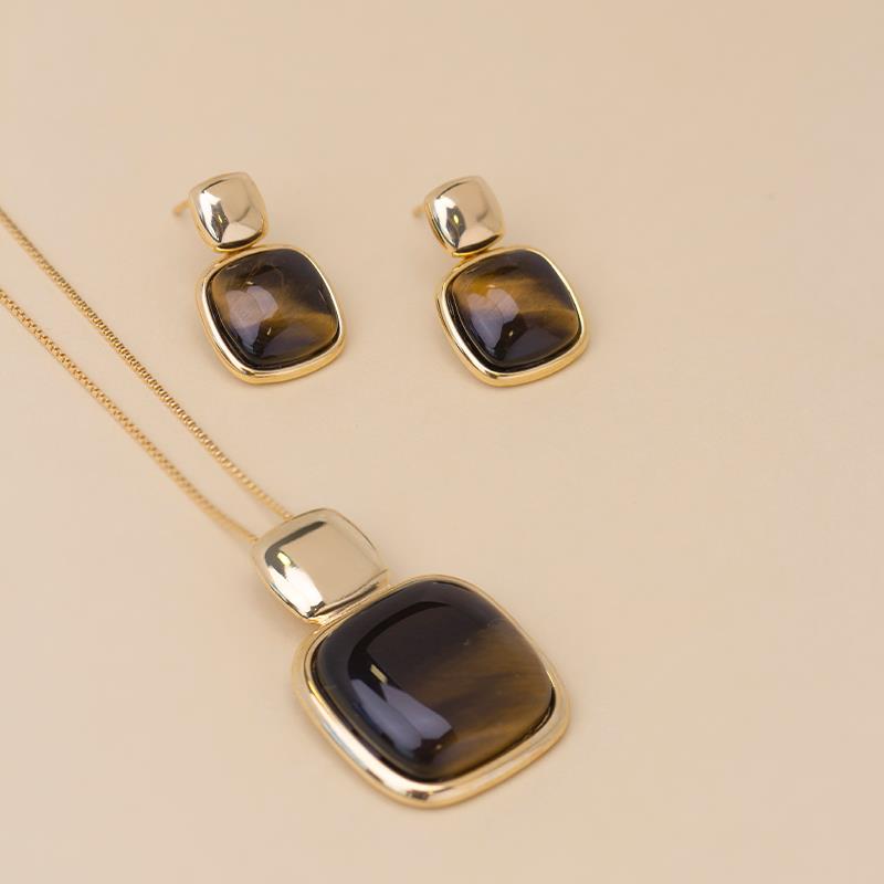 Conjunto Brilhato Pedras Naturais Brasileiras — Folheado a Ouro