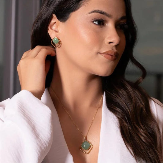 Conjunto Brilhato Pedras Naturais Brasileiras — Folheado a Ouro