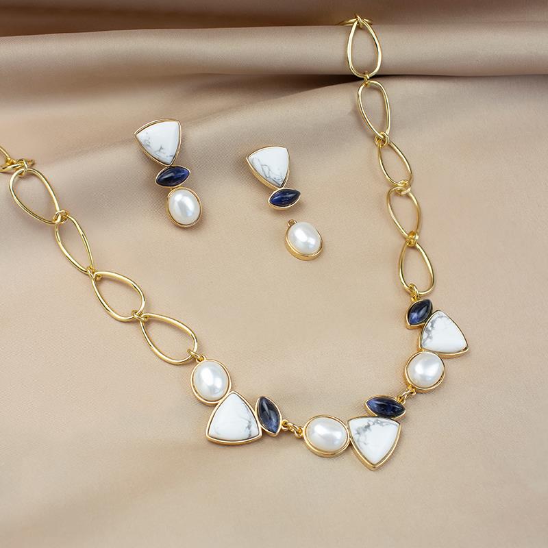 Conjunto Brilhato Pedras Naturais Brasileiras — Folheado a Ouro