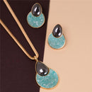 CONJUNTO FOLHEADO A OURO