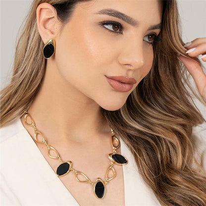 Conjunto Geométrica colar e brinco folheado a ouro