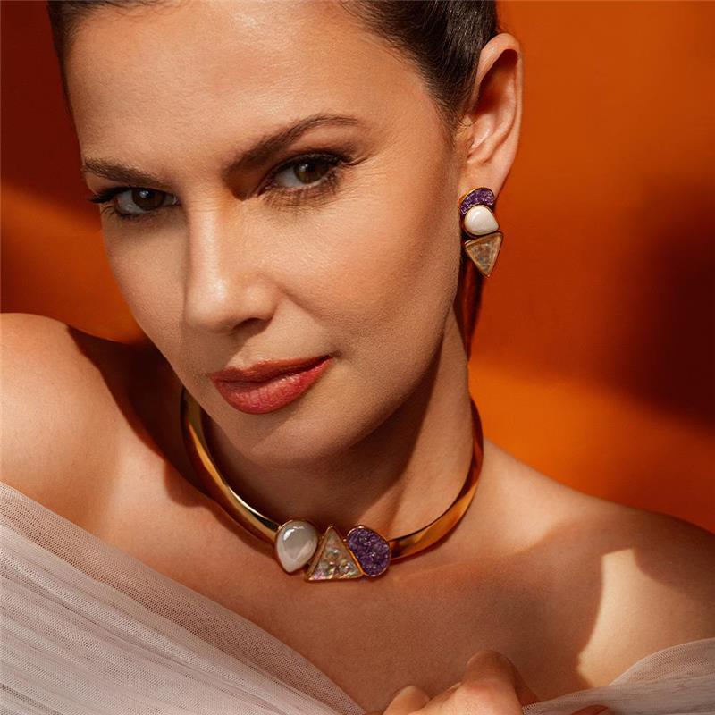 CONJUNTO FOLHEADO A OURO