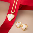 CONJUNTO FOLHEADO A OURO