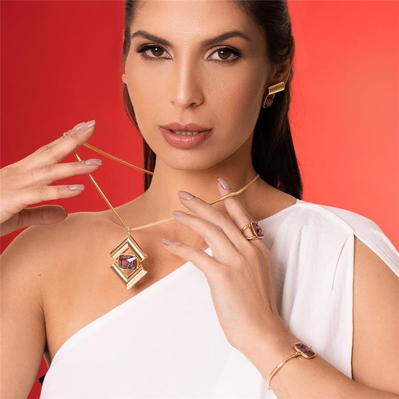 CONJUNTO FOLHEADO A OURO