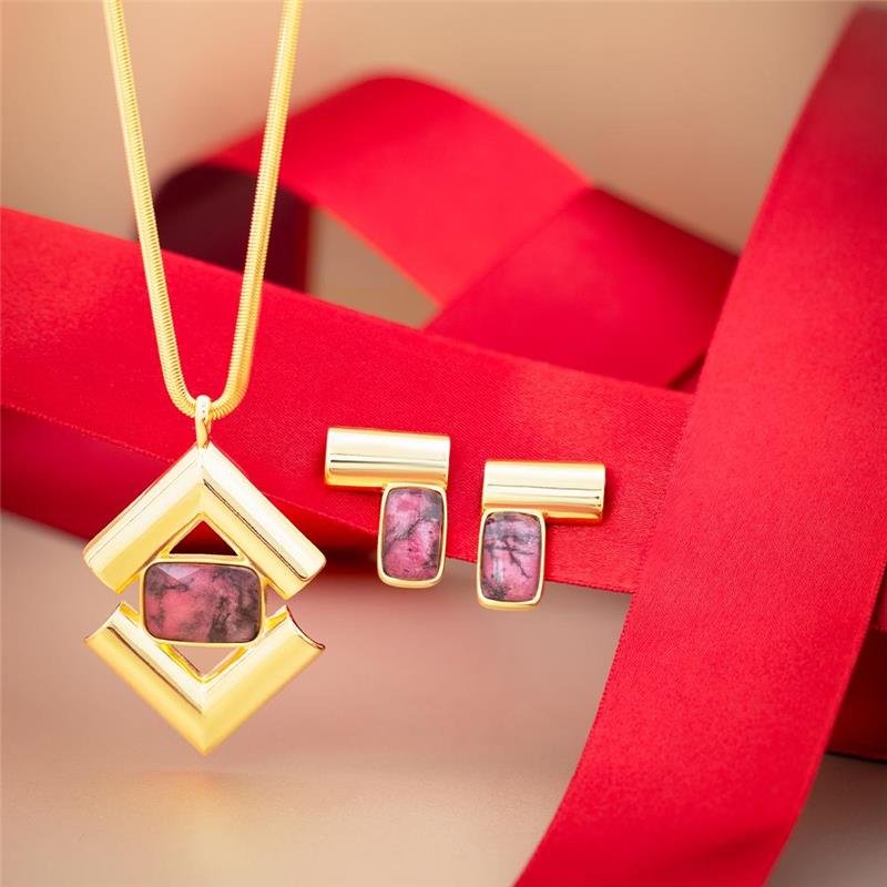 CONJUNTO FOLHEADO A OURO