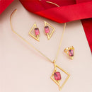 CONJUNTO FOLHEADO A OURO