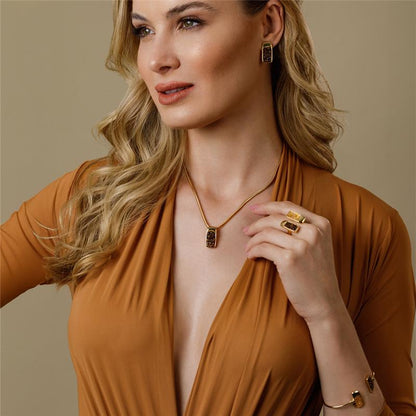 Conjunto Brilhato Pedras Naturais Brasileiras — Folheado a Ouro