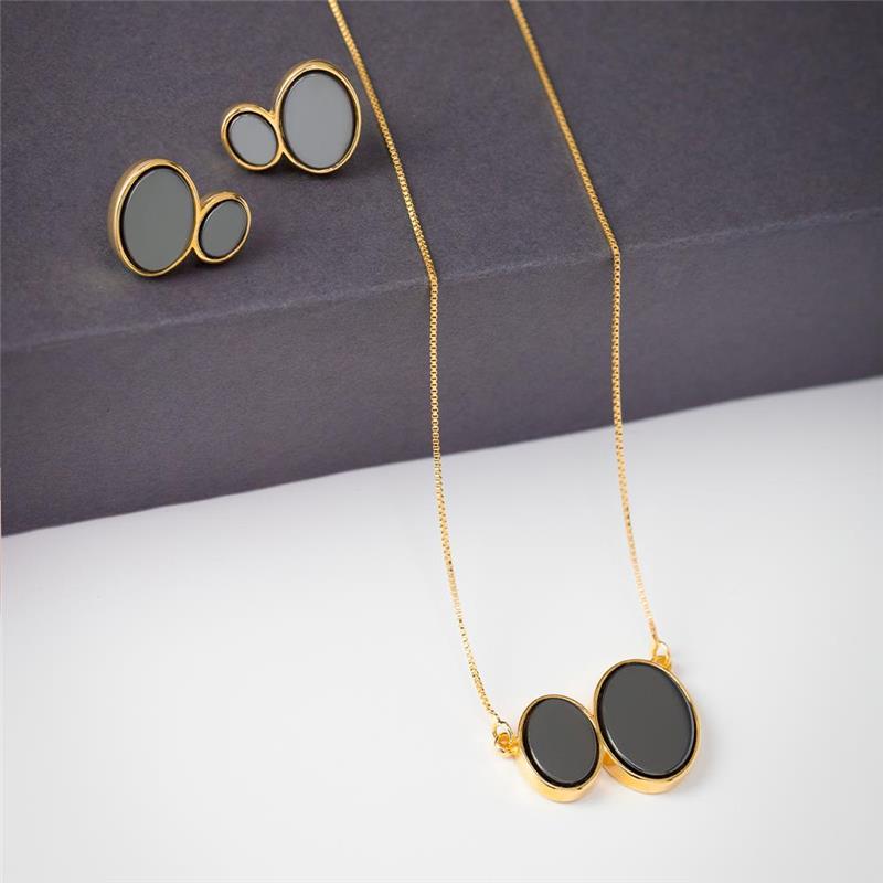 CONJUNTO FOLHEADO A OURO