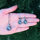 CONJUNTO FOLHEADO A PRATA E RÓDIO NEGRO