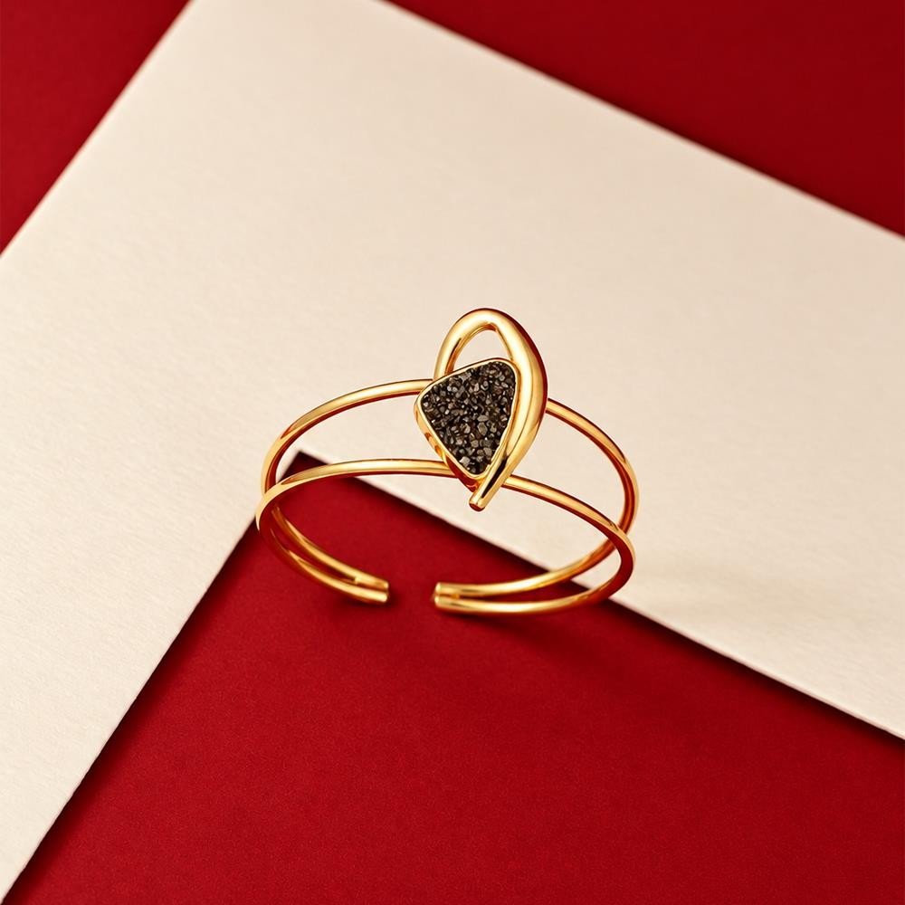 Pulseira Brilhato folheada a ouro Coleção Serena - textura da linha geométrica