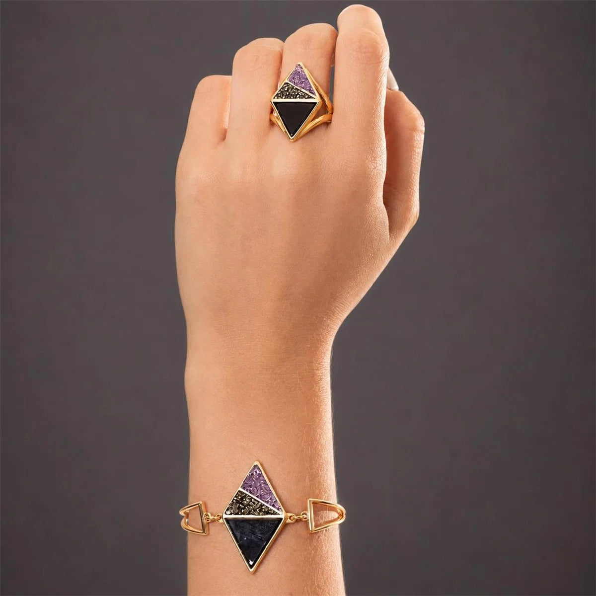 Pulseira Brilhato Pedras Naturais Brasileiras — Folheado a Ouro